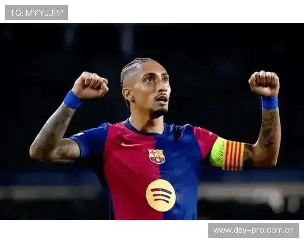 拉菲尼亚：从边路爆点到稳定输出的角色进化解析