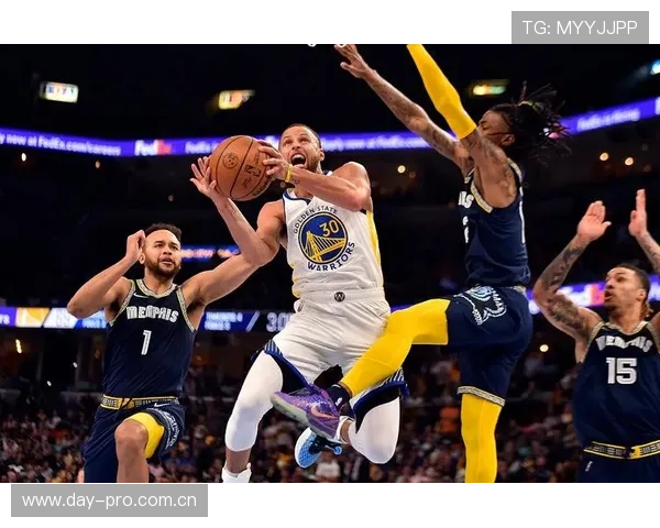 莫兰特突破主导力胜库里无球威胁